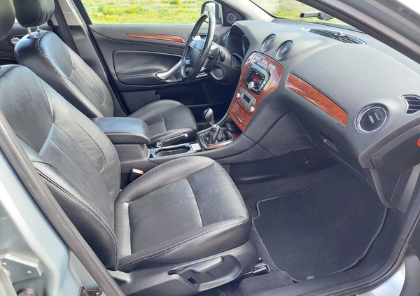 Ford Mondeo cena 16900 przebieg: 261000, rok produkcji 2007 z Czarna Woda małe 106